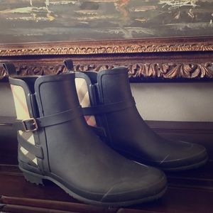 Burberry Boots